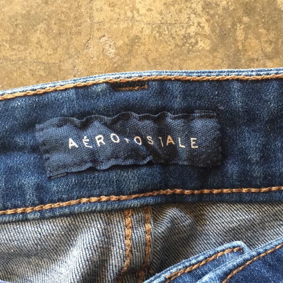 Aeropostale blue jeans size 32/32 like new - Picture 2 of 3